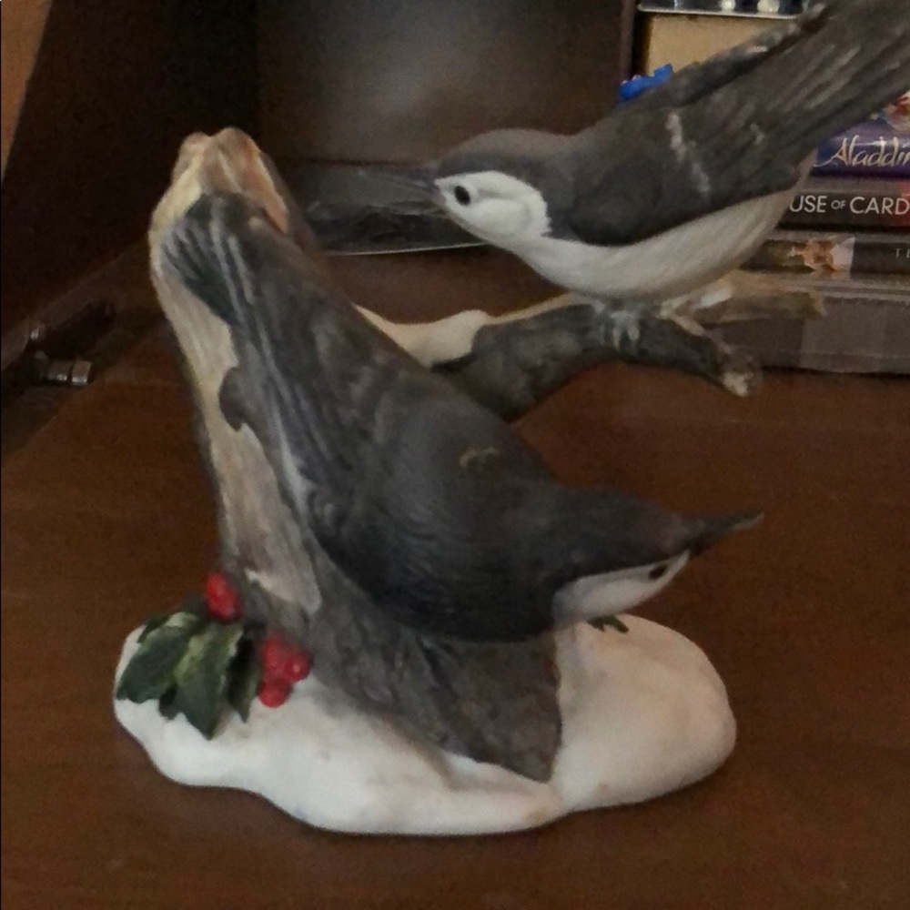 Bird figurine